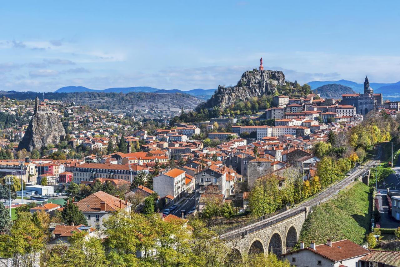 Отель Ibis Styles Le Puy En Velay Экстерьер фото