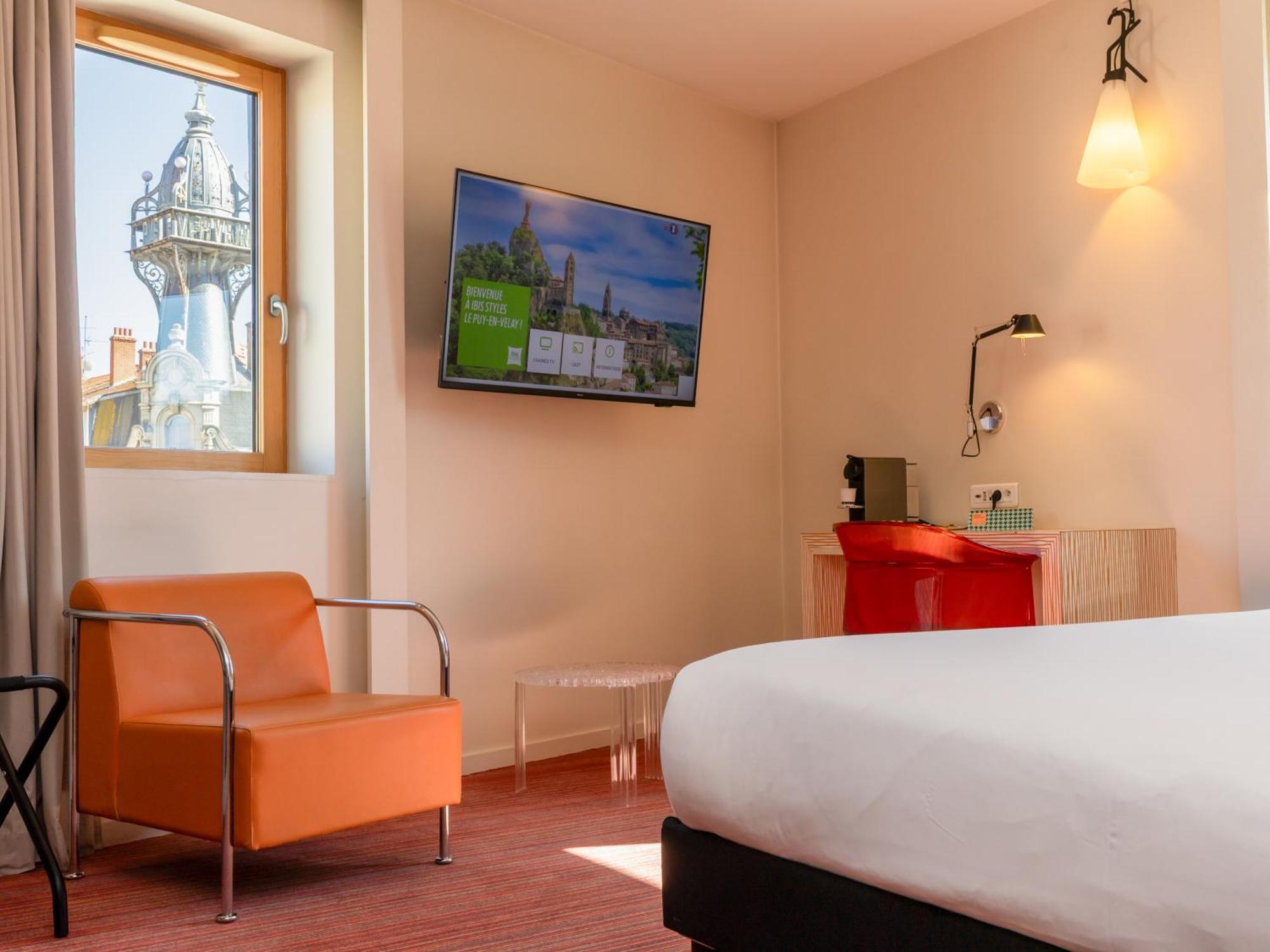 Отель Ibis Styles Le Puy En Velay Экстерьер фото